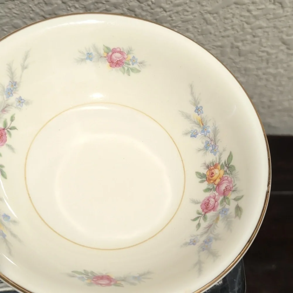 Homer Laughlin set eight